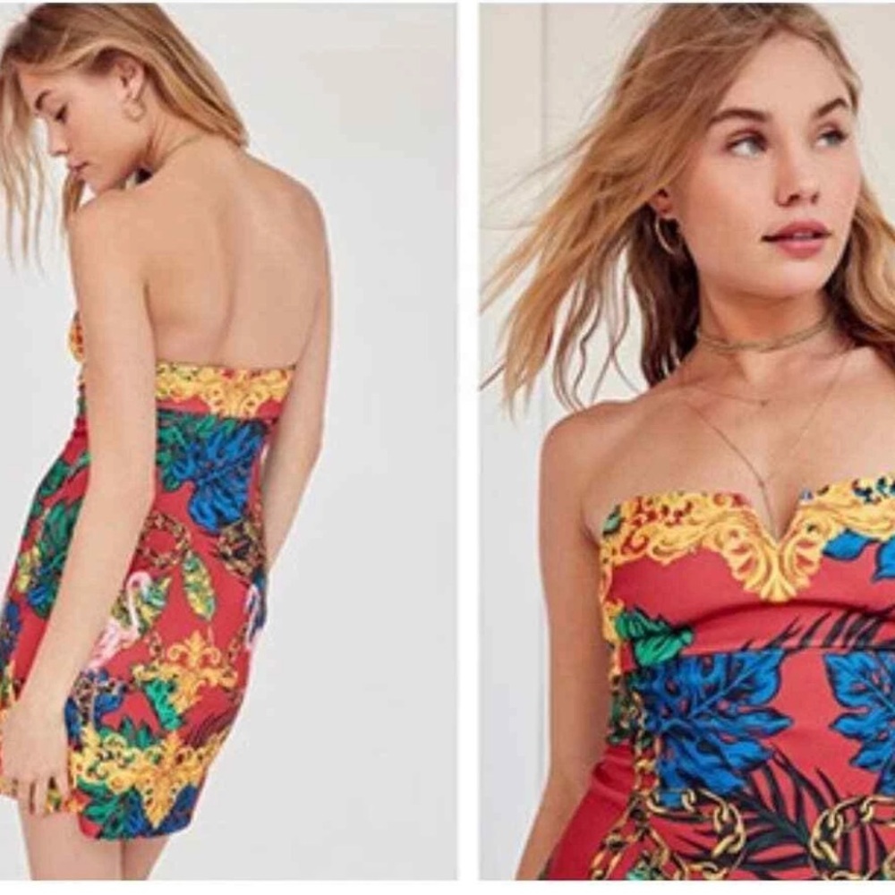 Urban Outfitters x Pomme Chan
Donnie Red Flamingo Strapless Dress
Size Small - Picture 4 of 11